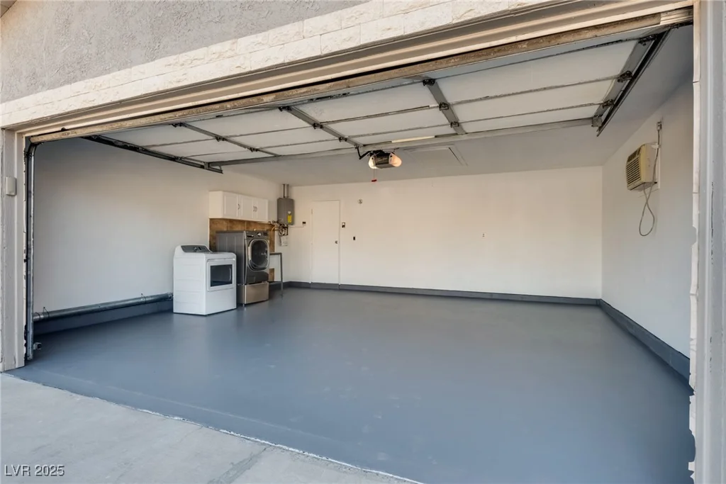 6725 Carrera, Las Vegas, NV 89103