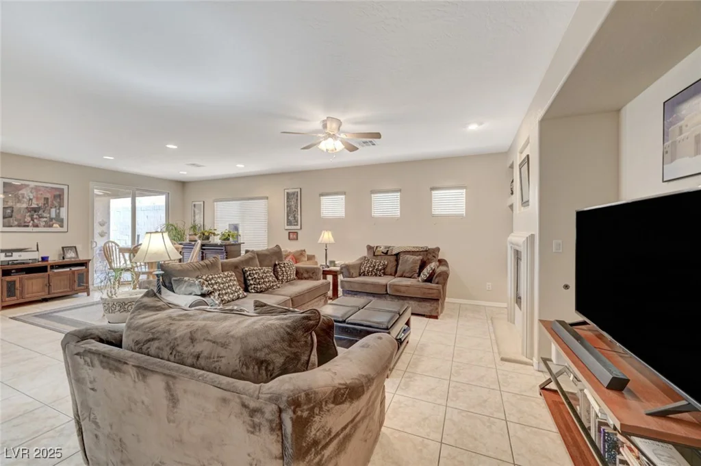 2694 Kinghorn, Henderson, NV 89044