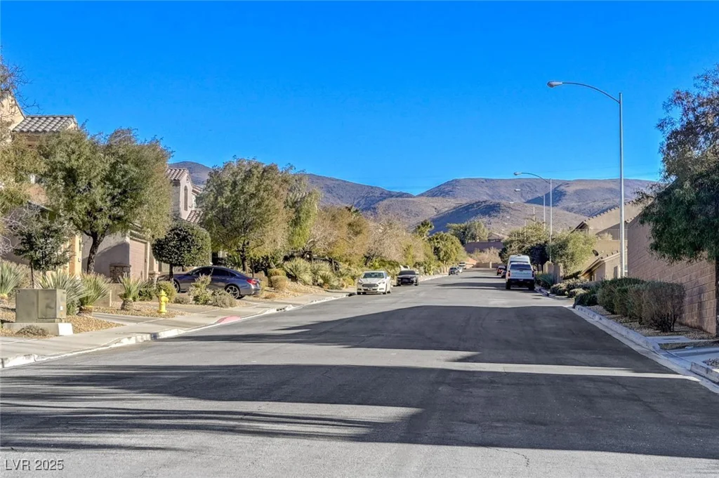 2694 Kinghorn, Henderson, NV 89044