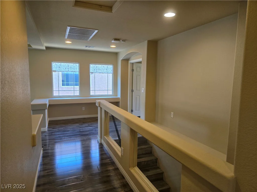 6538 Creekside Cellars, Las Vegas, NV 89139