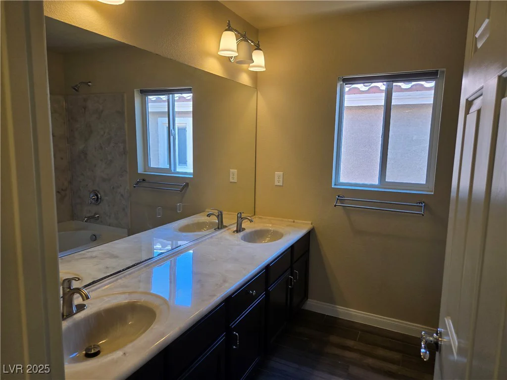 6538 Creekside Cellars, Las Vegas, NV 89139