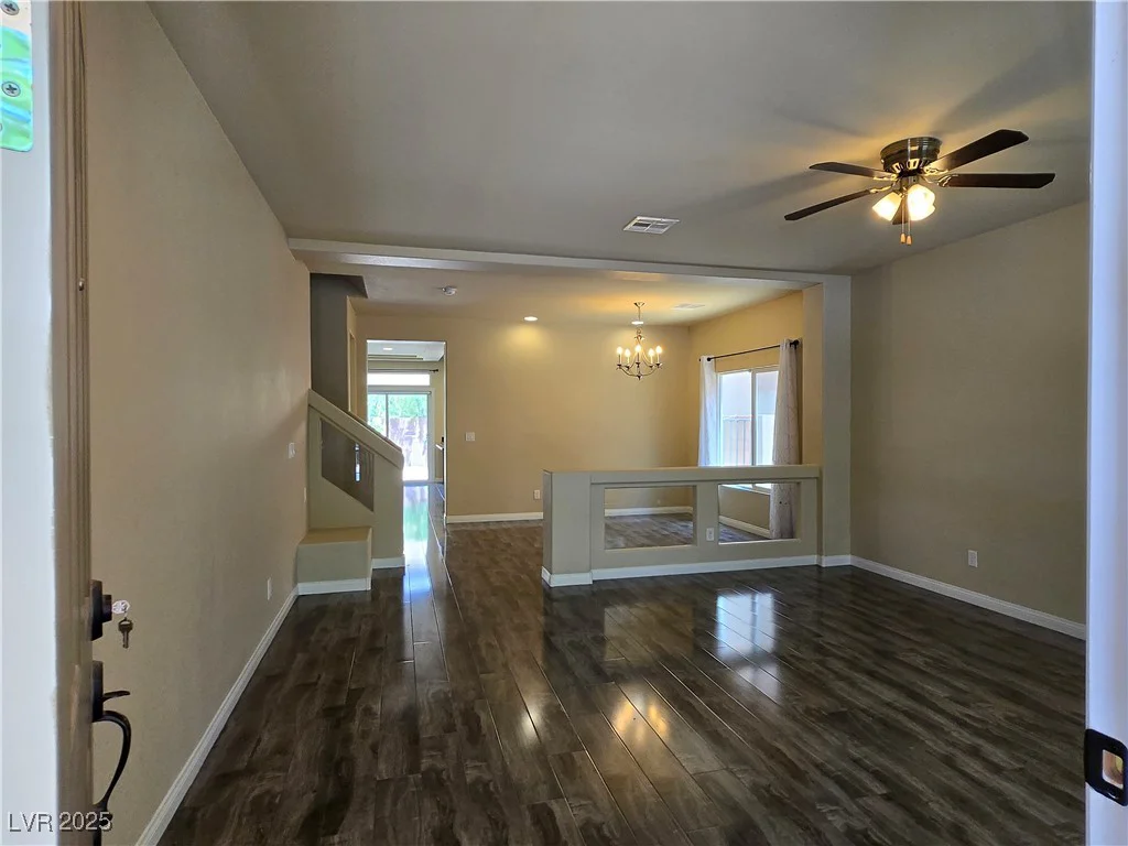 6538 Creekside Cellars, Las Vegas, NV 89139