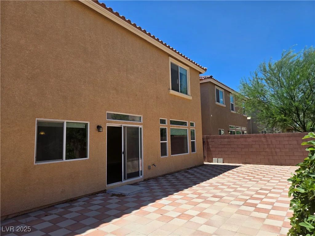 6538 Creekside Cellars, Las Vegas, NV 89139