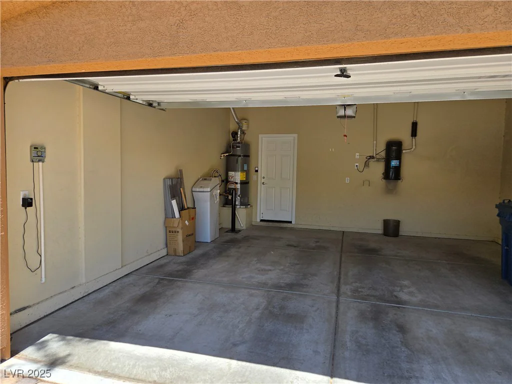 6538 Creekside Cellars, Las Vegas, NV 89139