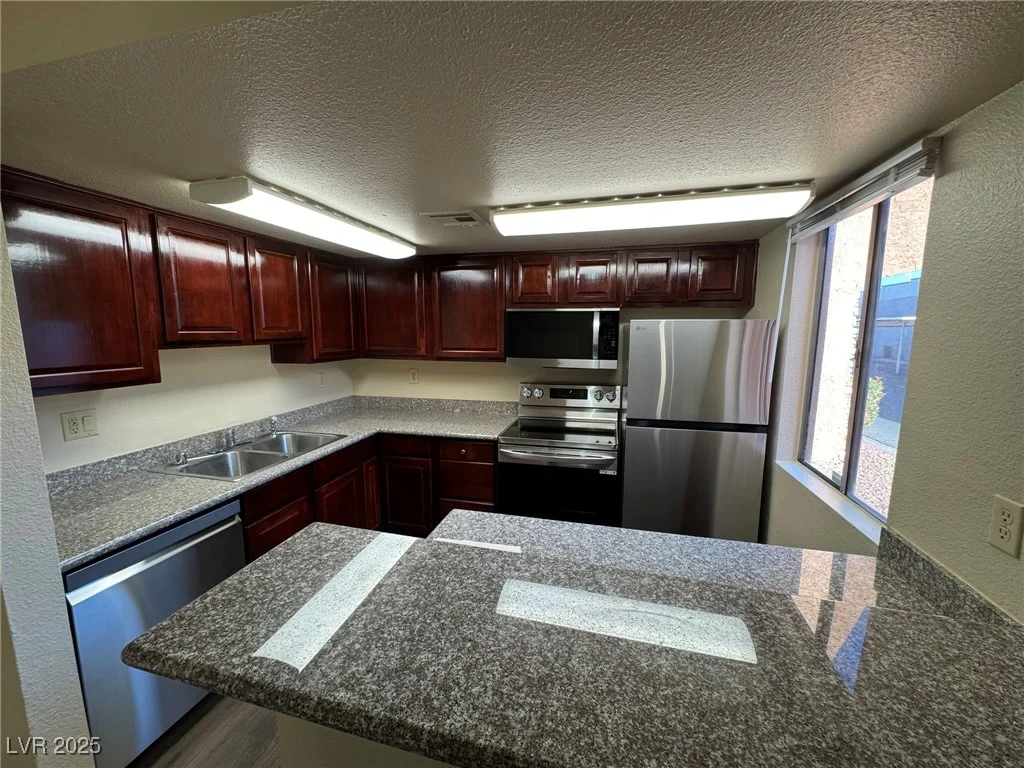4965 Indian River, Las Vegas, NV 89103