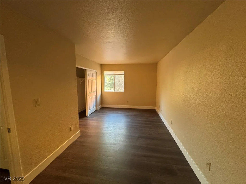 4965 Indian River, Las Vegas, NV 89103