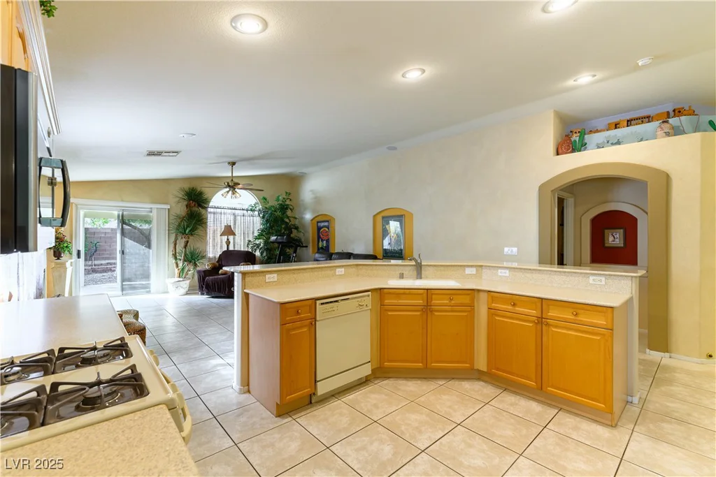 349 Yacht, Henderson, NV 89012