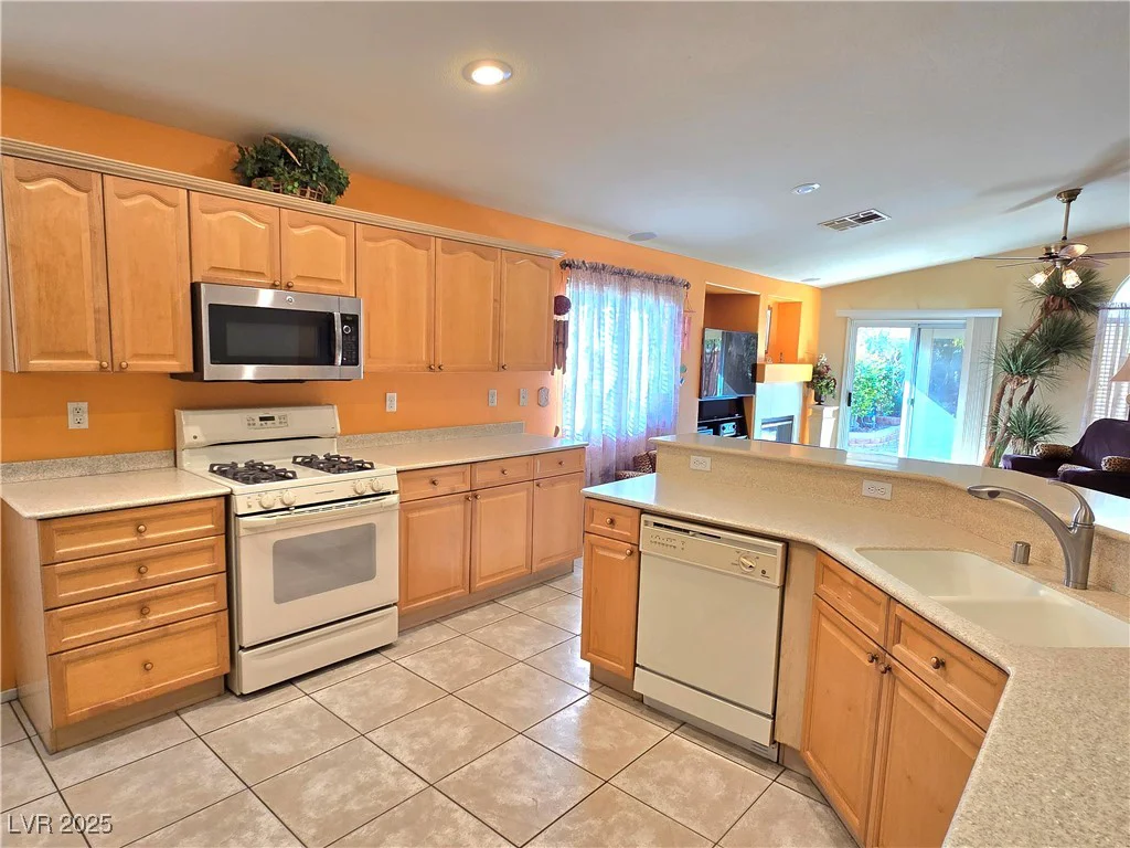 349 Yacht, Henderson, NV 89012