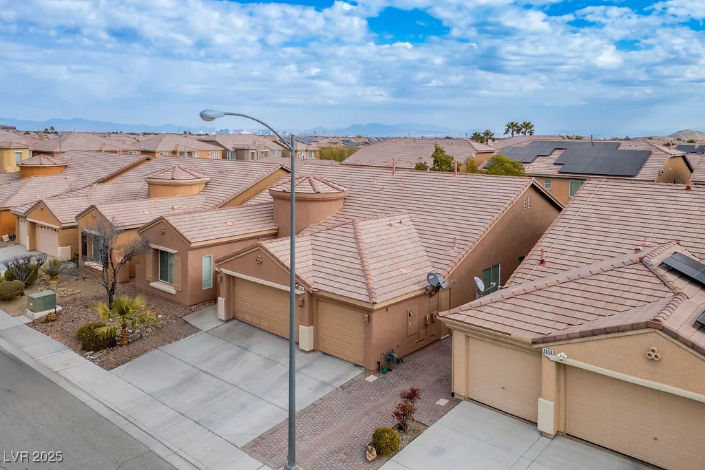 9644 Padre Peak, Las Vegas, NV 89178