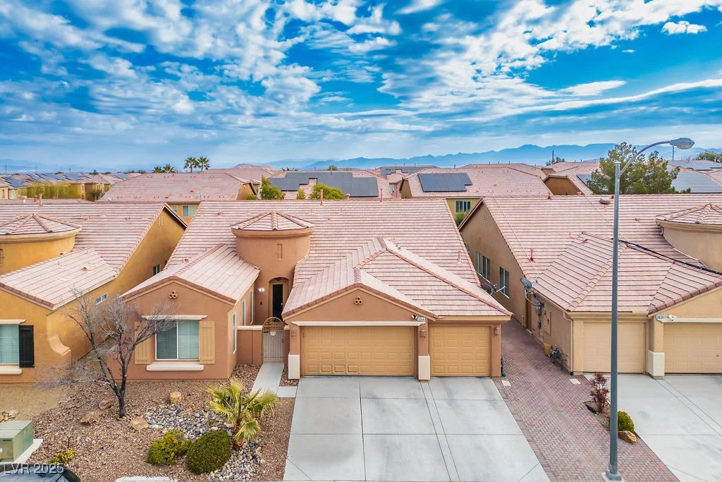 9644 Padre Peak, Las Vegas, NV 89178