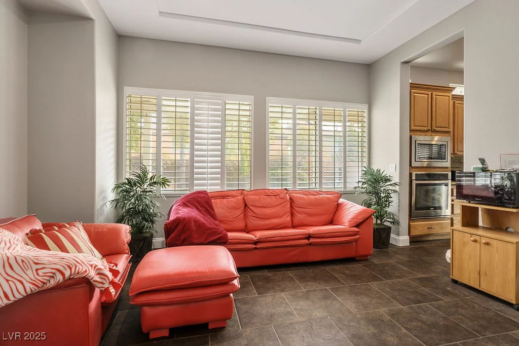9644 Padre Peak, Las Vegas, NV 89178
