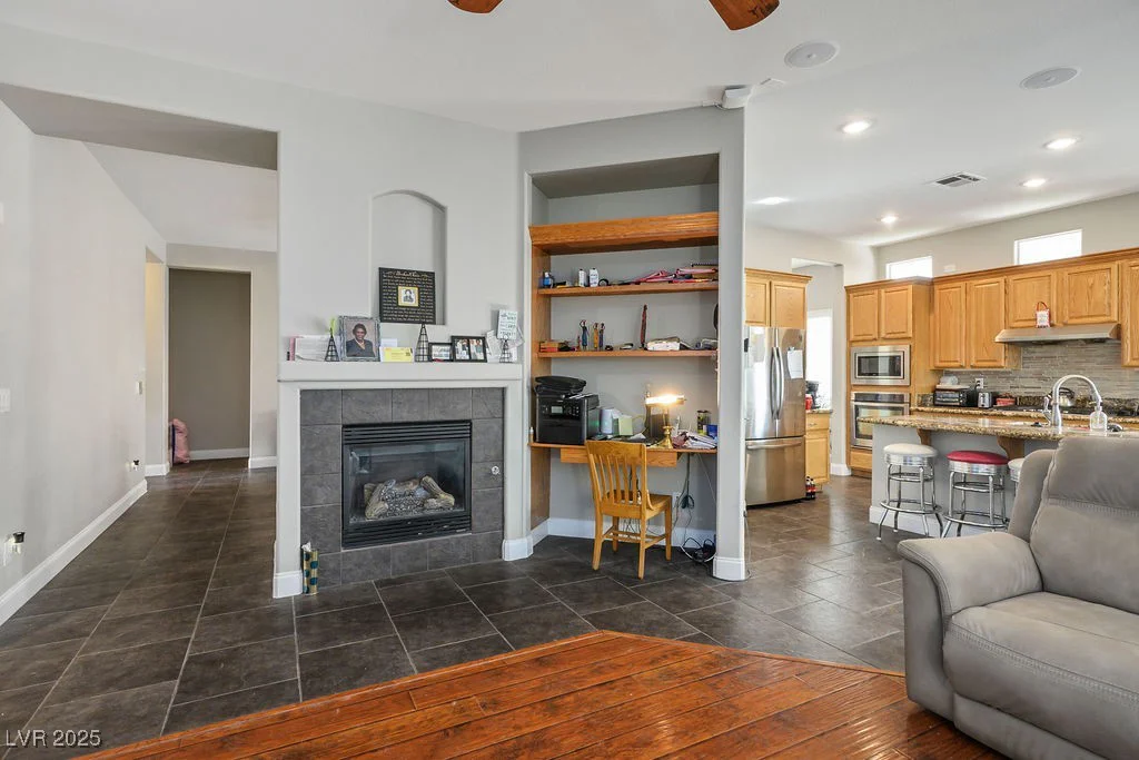 9644 Padre Peak, Las Vegas, NV 89178
