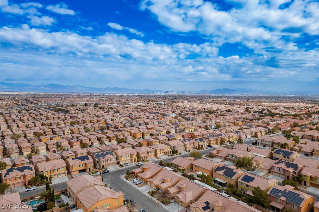 9644 Padre Peak, Las Vegas, NV 89178
