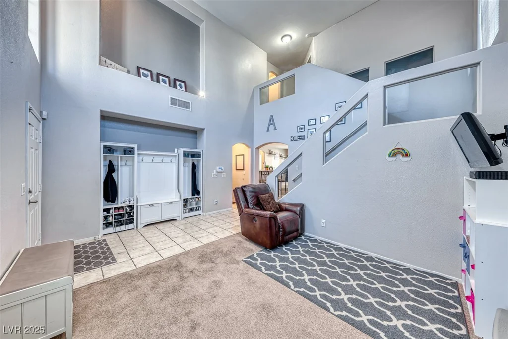8125 Caramel Gorge, Las Vegas, NV 89143
