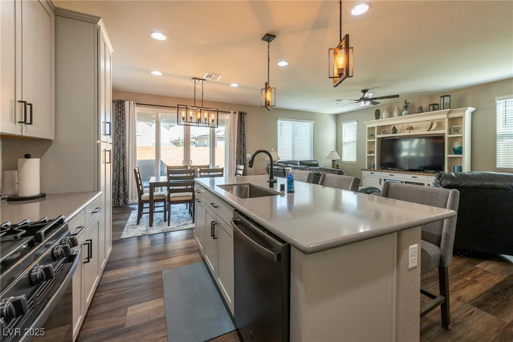 126 Ostinato, Henderson, NV 89015