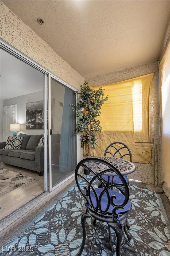 4200 Valley View, Las Vegas, NV 89103