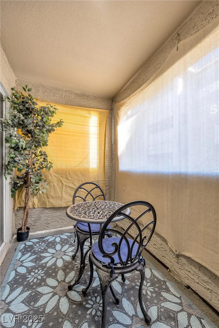 4200 Valley View, Las Vegas, NV 89103