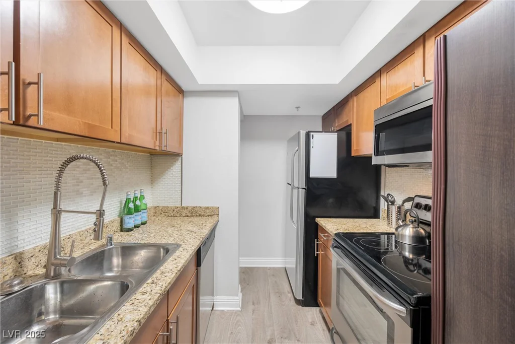 4200 Valley View, Las Vegas, NV 89103
