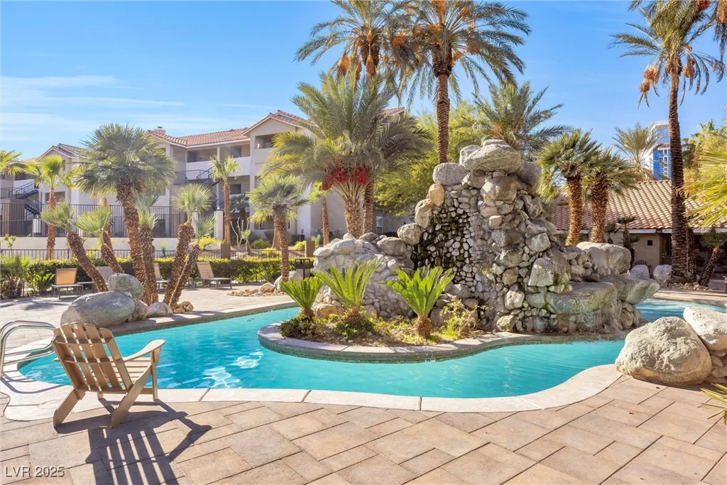 4200 Valley View, Las Vegas, NV 89103