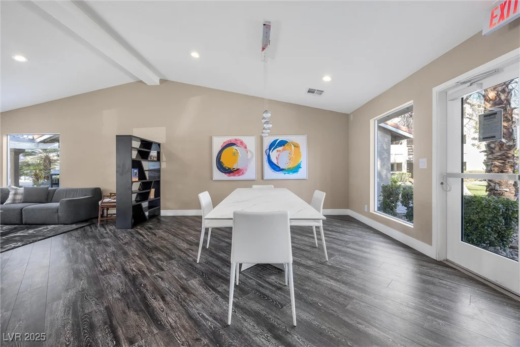 4200 Valley View, Las Vegas, NV 89103