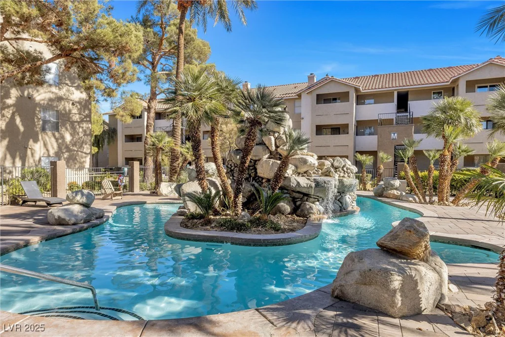 4200 Valley View, Las Vegas, NV 89103