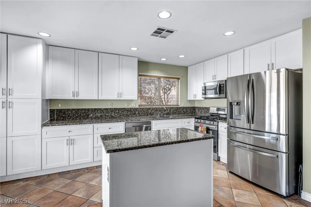 716 Amber Hills, Las Vegas, NV 89123