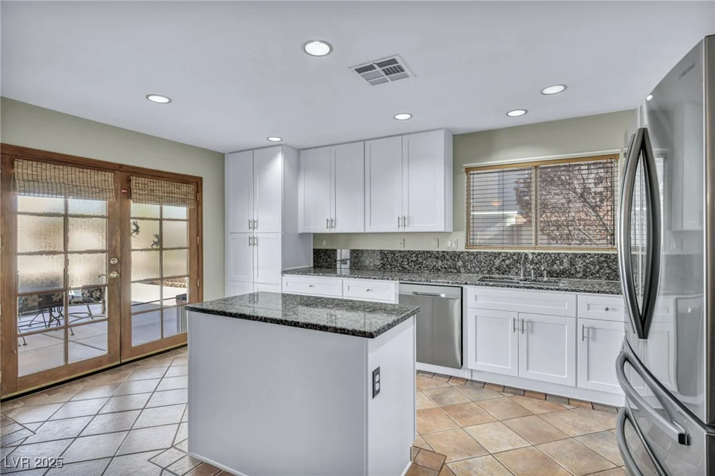 716 Amber Hills, Las Vegas, NV 89123