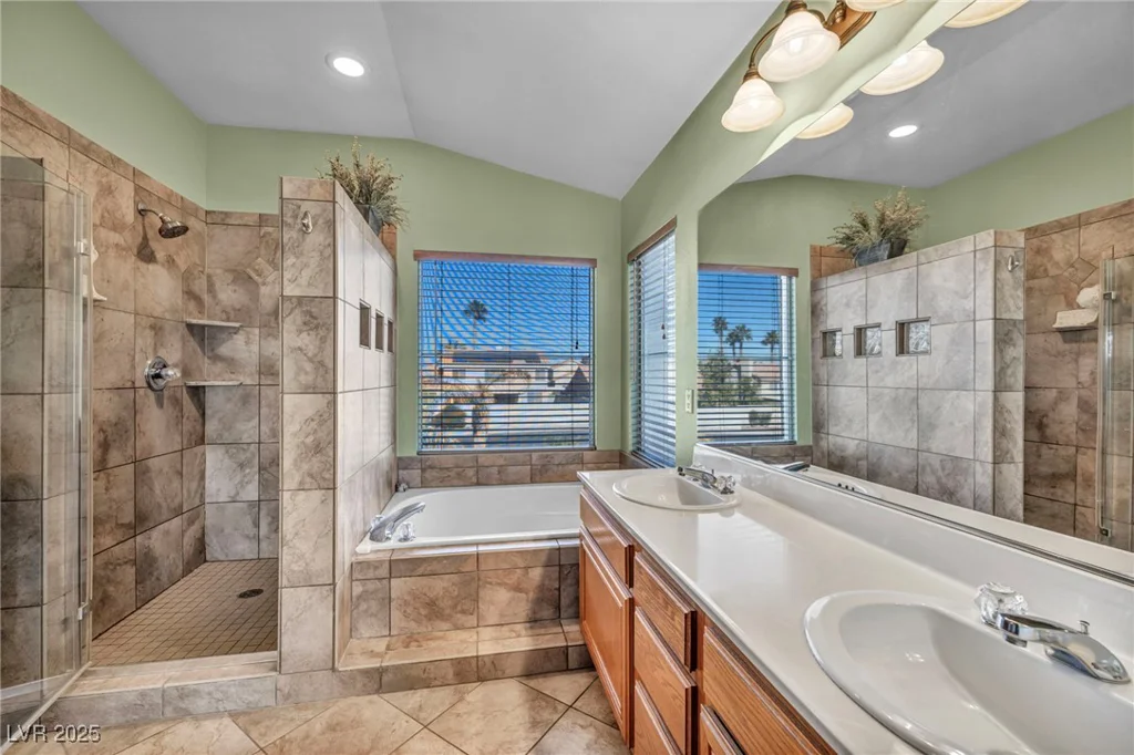 716 Amber Hills, Las Vegas, NV 89123