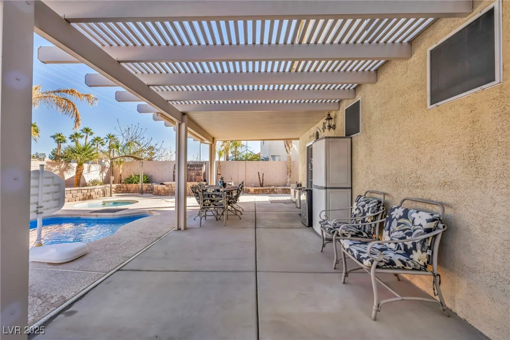 716 Amber Hills, Las Vegas, NV 89123