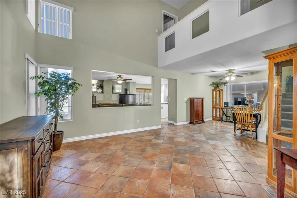 716 Amber Hills, Las Vegas, NV 89123