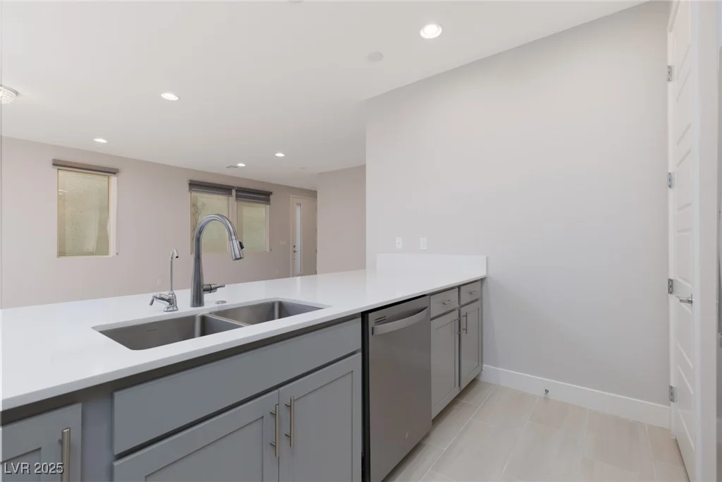 11327 Gravitation, Las Vegas, NV 89135