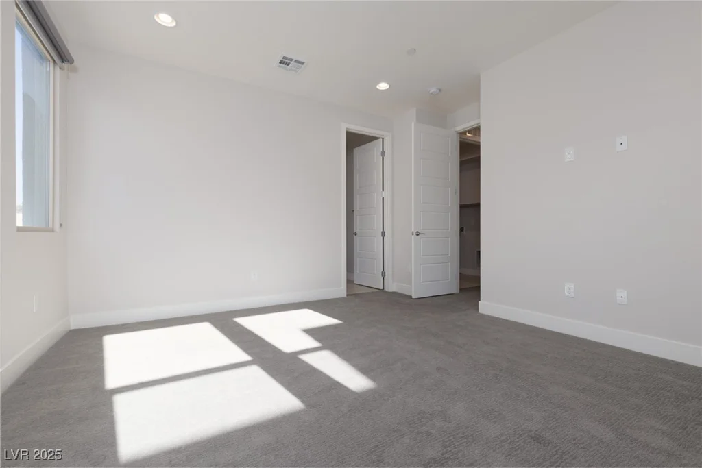 11327 Gravitation, Las Vegas, NV 89135