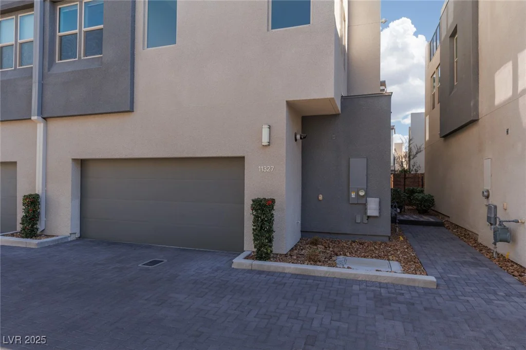 11327 Gravitation, Las Vegas, NV 89135