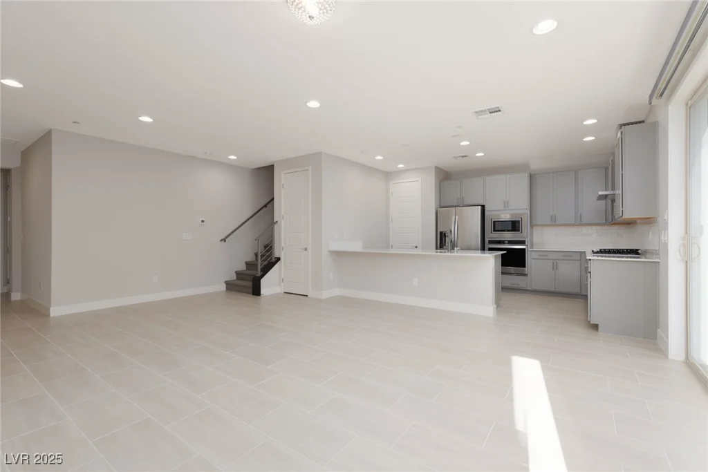 11327 Gravitation, Las Vegas, NV 89135
