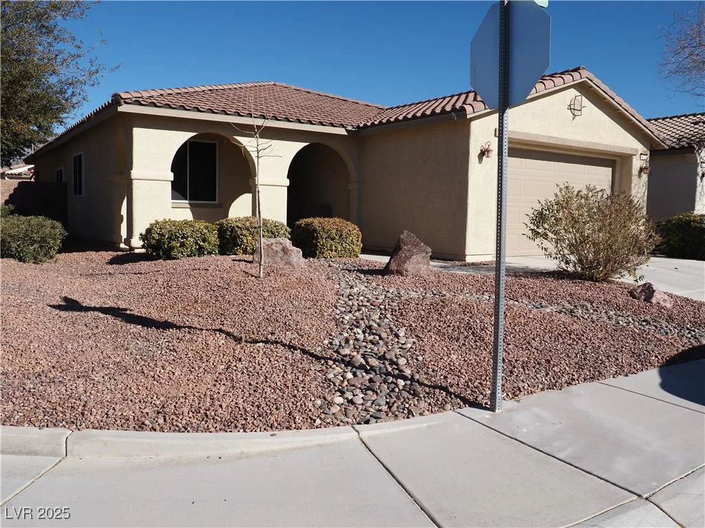 4694 Lucera, Pahrump, NV 89061