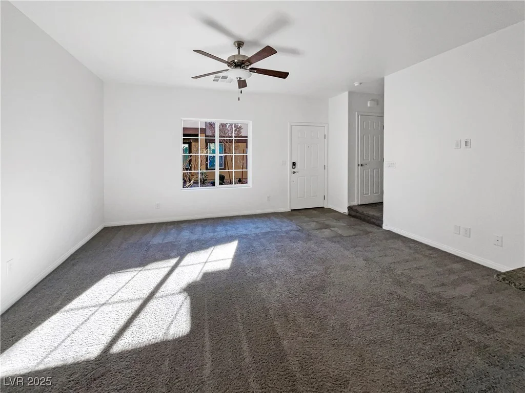 7355 Sunray Point, North Las Vegas, NV 89084