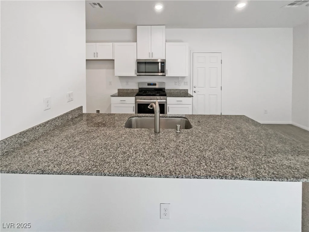 7355 Sunray Point, North Las Vegas, NV 89084