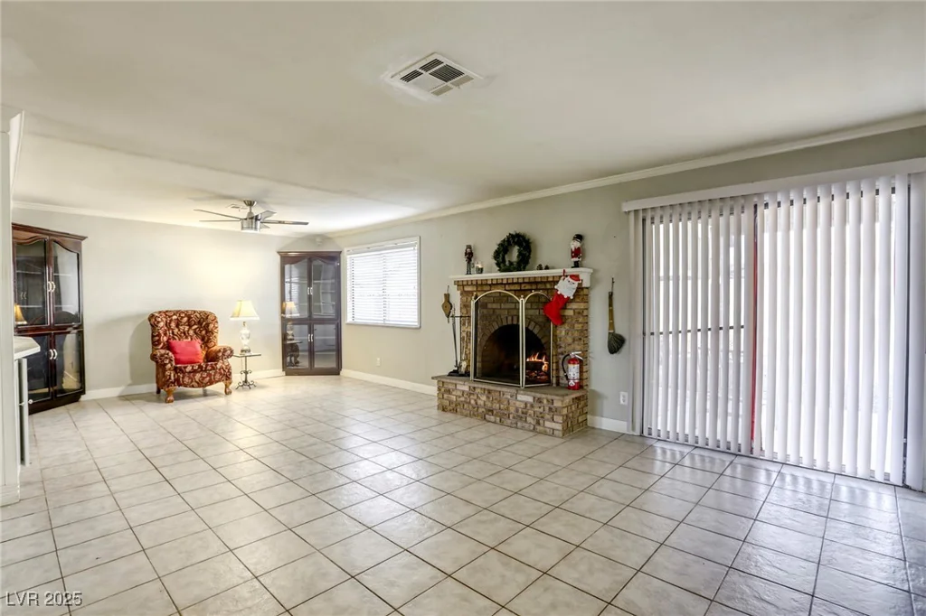6812 Greydawn, Las Vegas, NV 89108