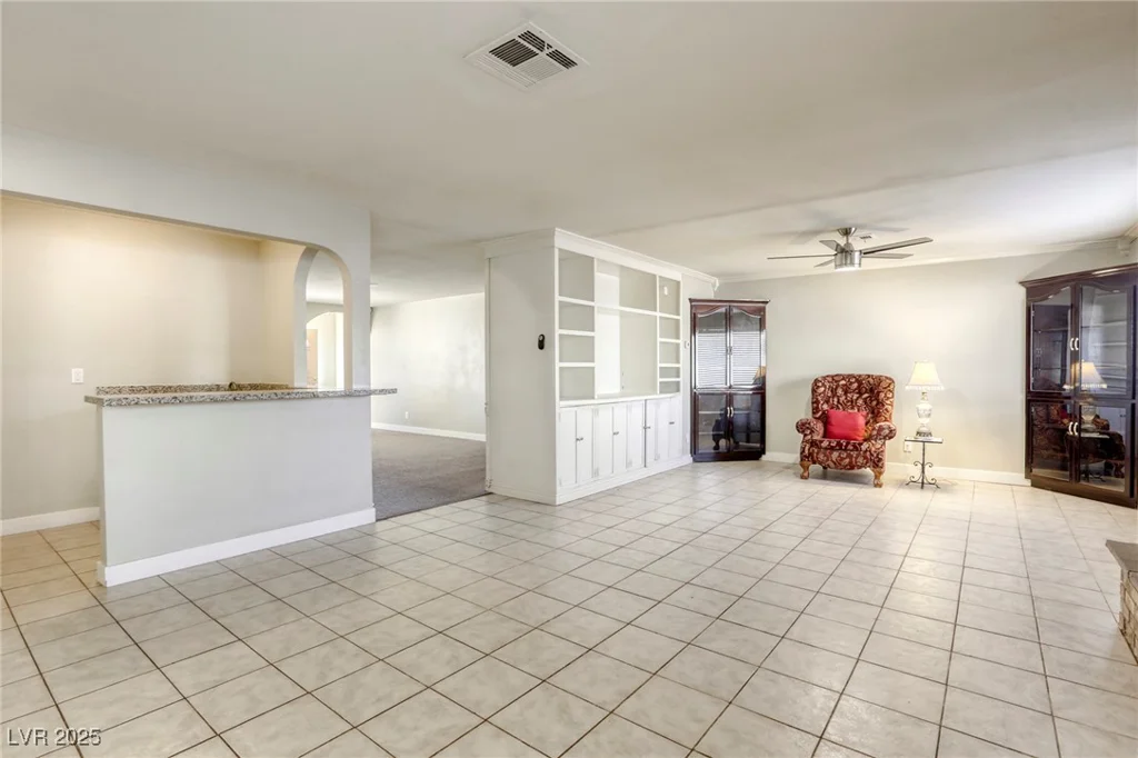 6812 Greydawn, Las Vegas, NV 89108