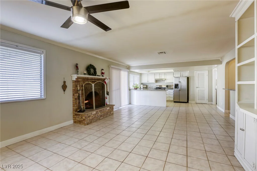 6812 Greydawn, Las Vegas, NV 89108
