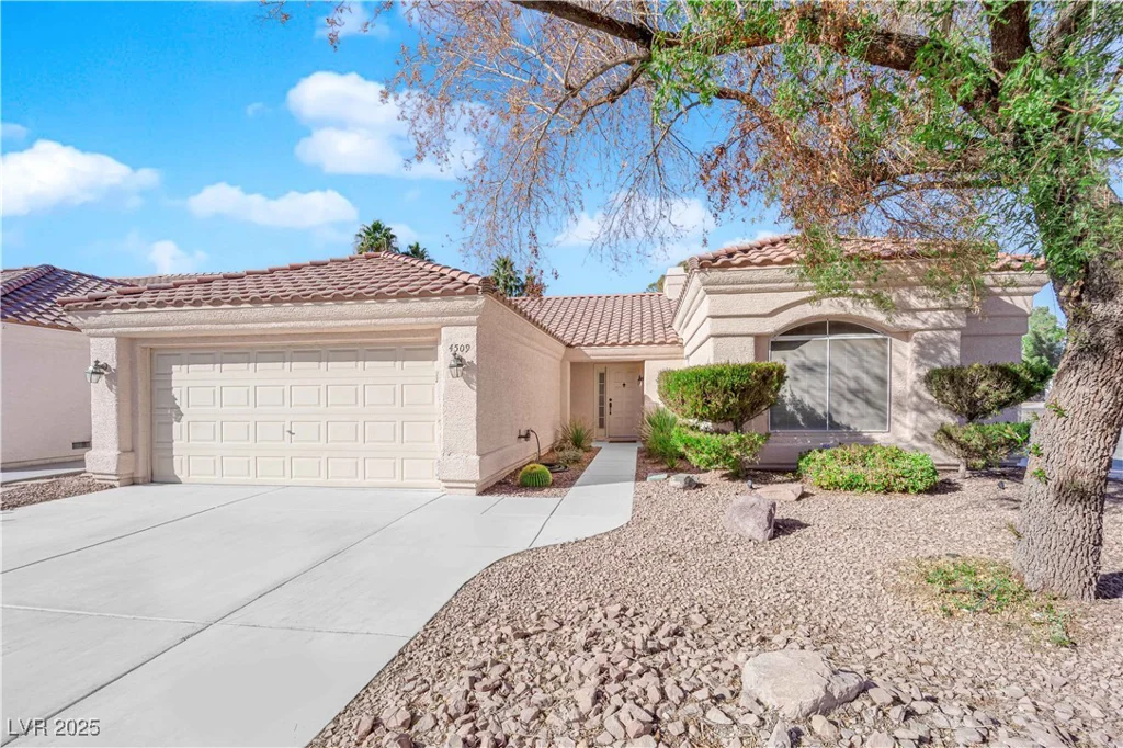 4509 Crimson Leaf, Las Vegas, NV 89130