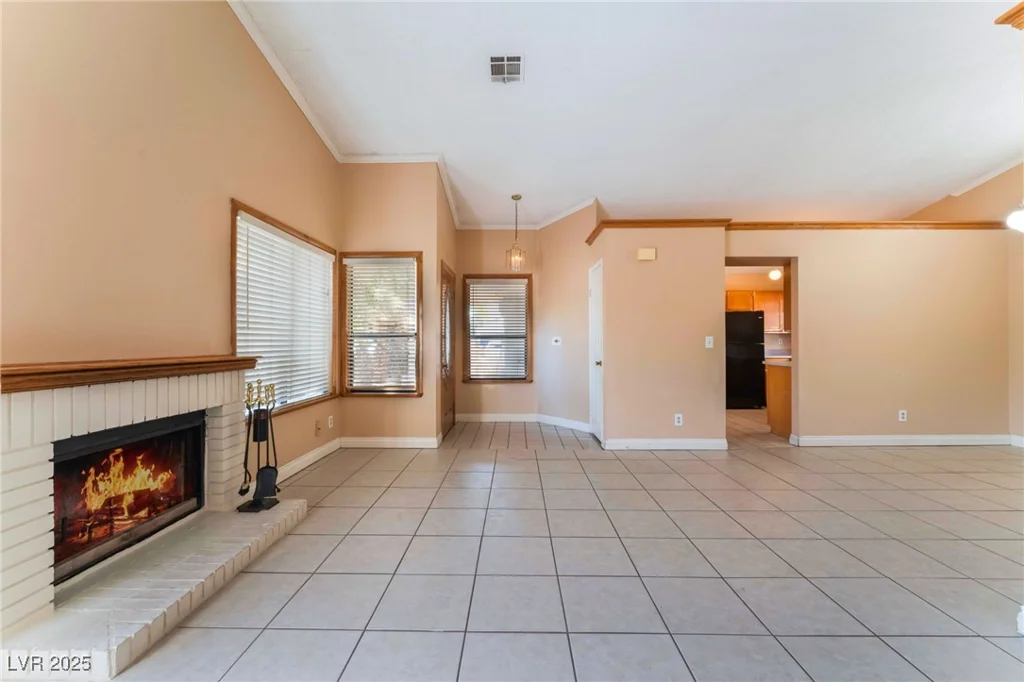 6624 Chardonay, Las Vegas, NV 89108