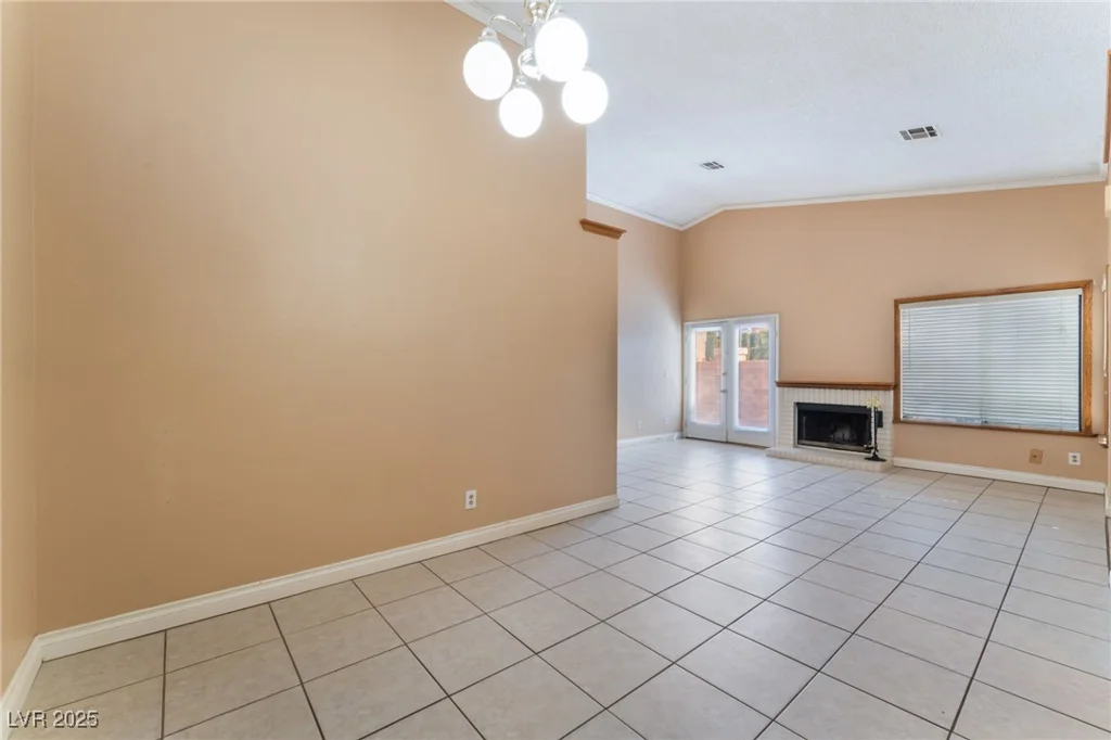 6624 Chardonay, Las Vegas, NV 89108