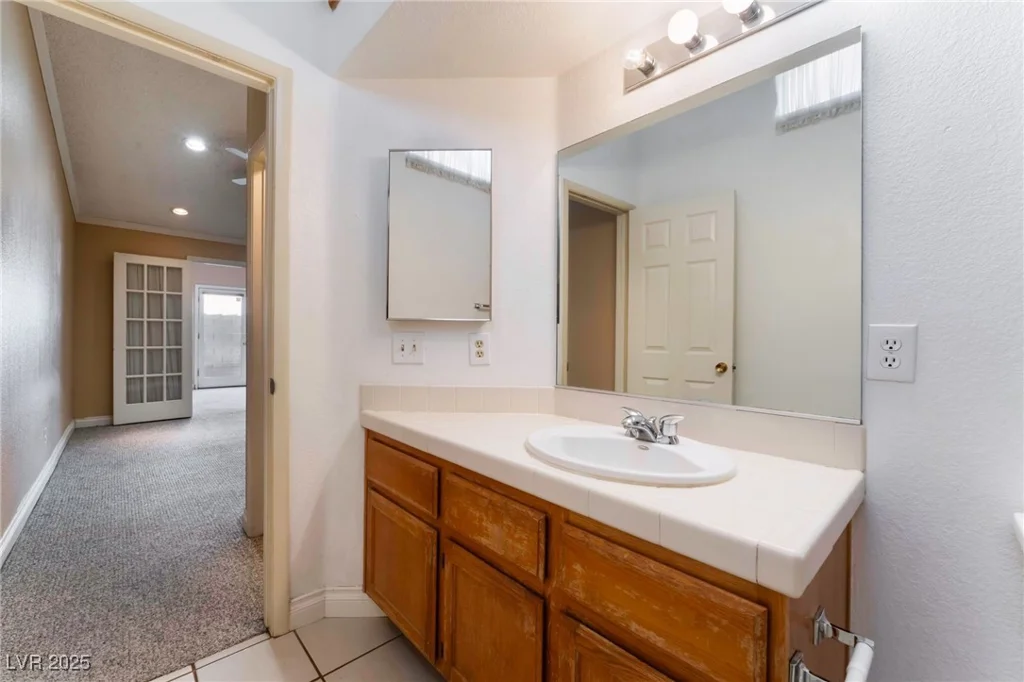 6624 Chardonay, Las Vegas, NV 89108