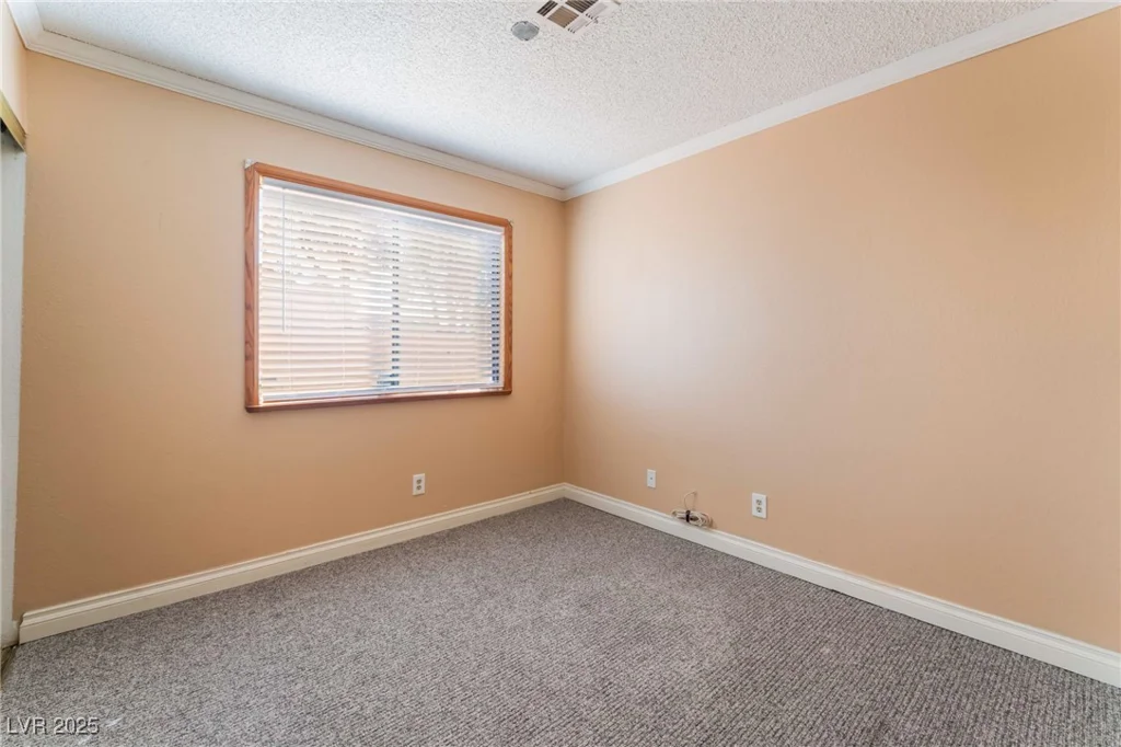6624 Chardonay, Las Vegas, NV 89108