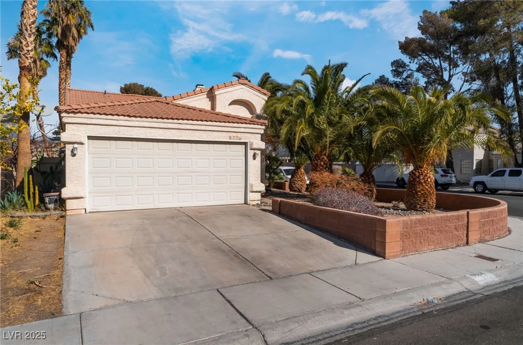 6624 Chardonay, Las Vegas, NV 89108