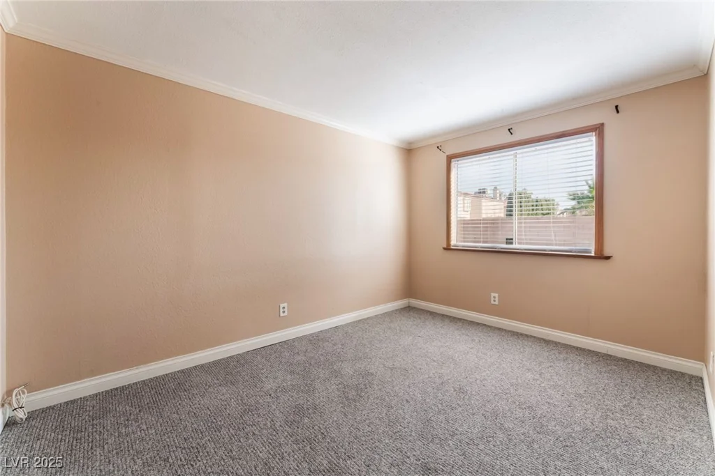 6624 Chardonay, Las Vegas, NV 89108