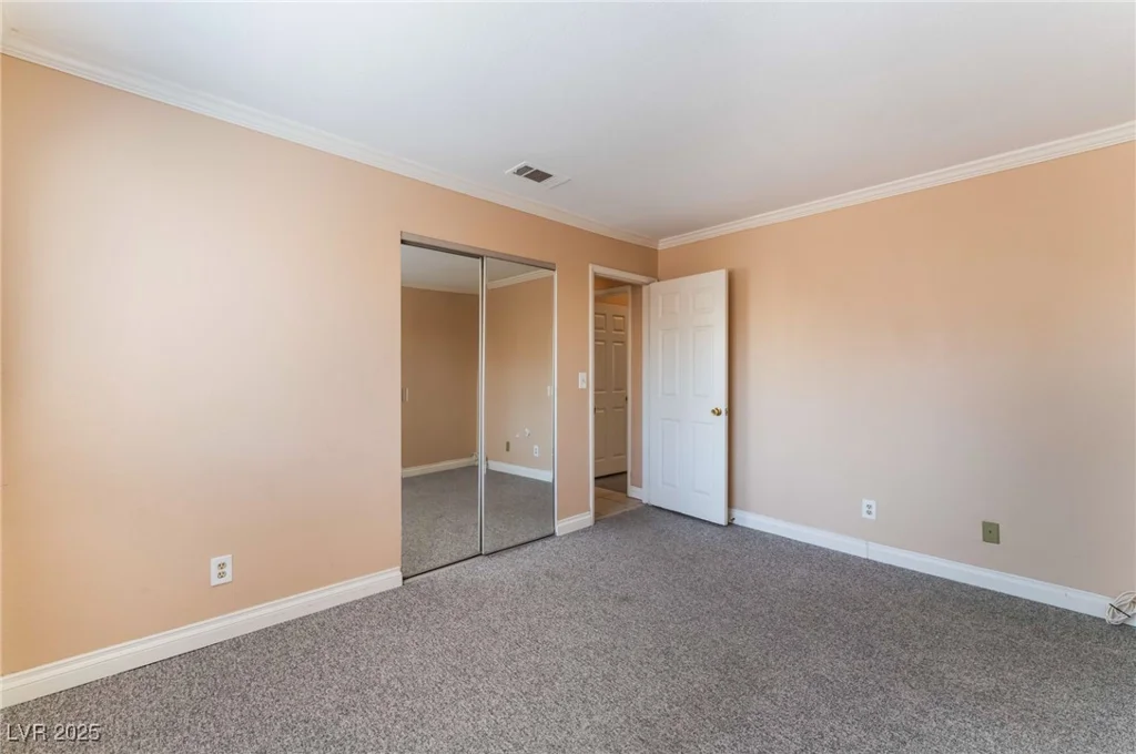 6624 Chardonay, Las Vegas, NV 89108