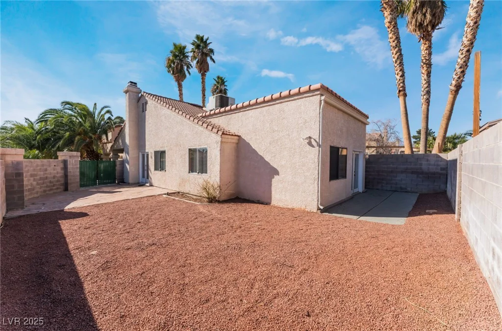 6624 Chardonay, Las Vegas, NV 89108