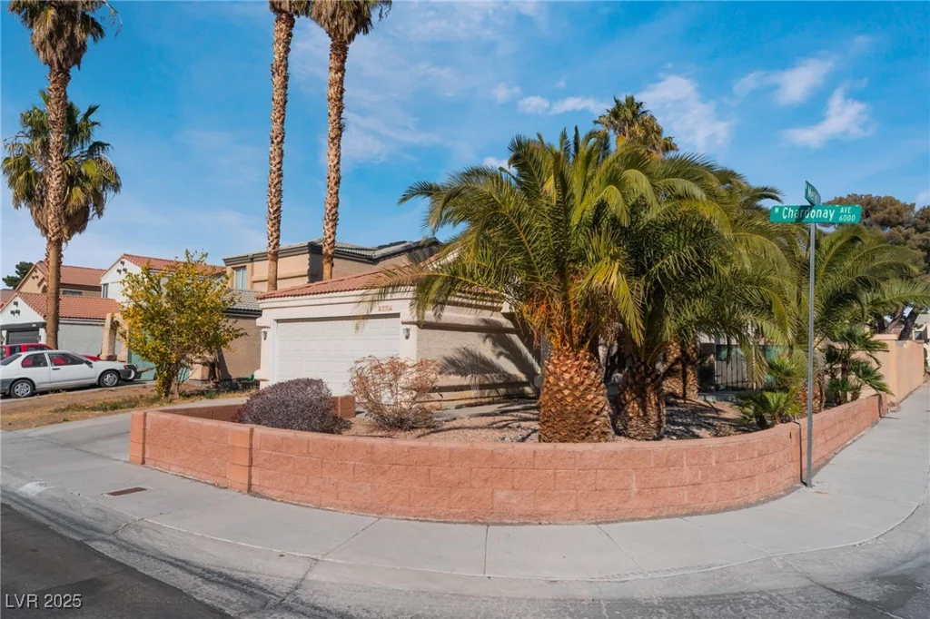 6624 Chardonay, Las Vegas, NV 89108
